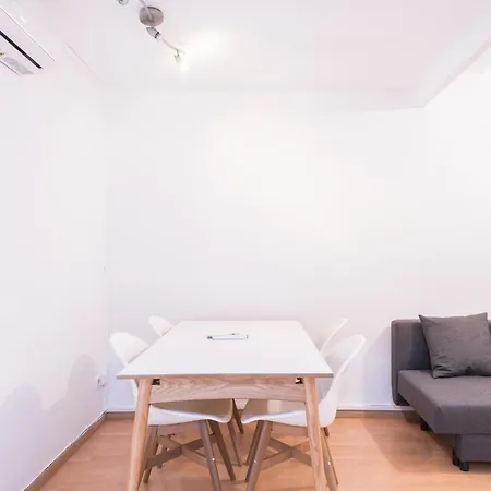 Apartment Homenfun Gracia Barcelona